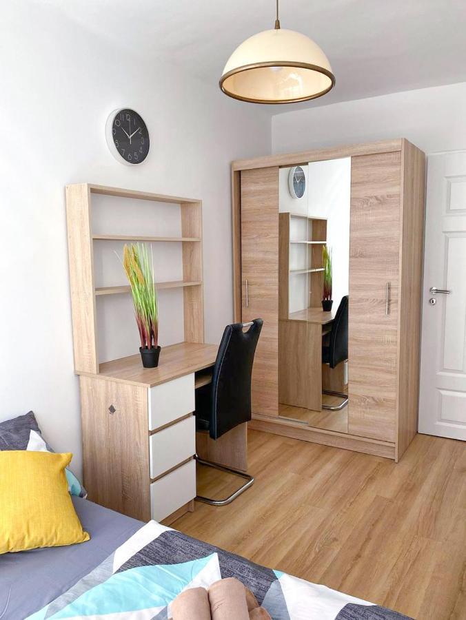 Bright Room №2 Grzybowska 9 Warszawa Eksteriør billede